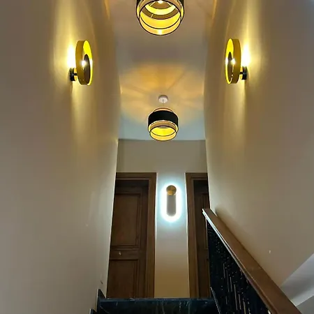 Fole Hotel *